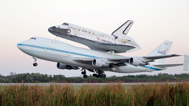 Space Shuttle Flight Discovery.jpg